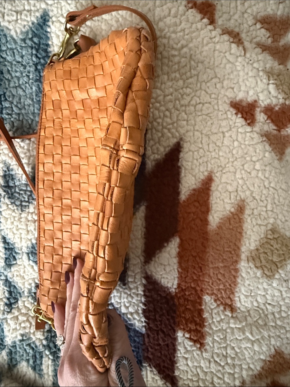 Clare V. Petite Moyen Crossbody Bag in Tan - Picture 3 of 8